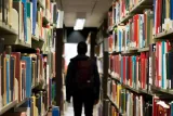 library-922998_960_720_132343.jpg