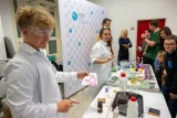 Noc vědy poprvé na Fakultě elektrotechniky a informatiky Noc vědy poprvé na Fakultě elektrotechniky a informatiky